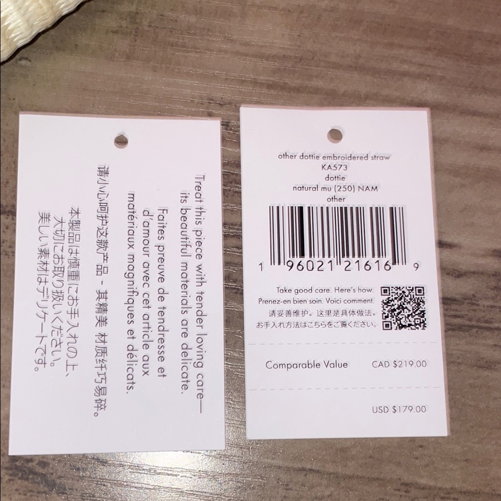 Kate Spade Cream Ladybug Clutch | Cute Spring Wristlet | NWT - Picture 11 of 15